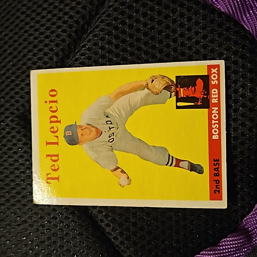 #28 Ted Lepcio Red Sox Card OF